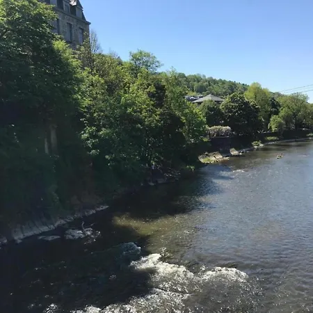 W Fireplace & Garden